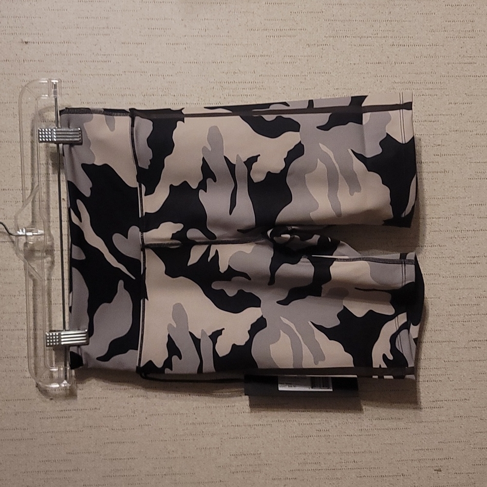 NOLI CACAO CAMO BIKE SHORT: BLACK/GRAY/BROWN: NWT: SZ S